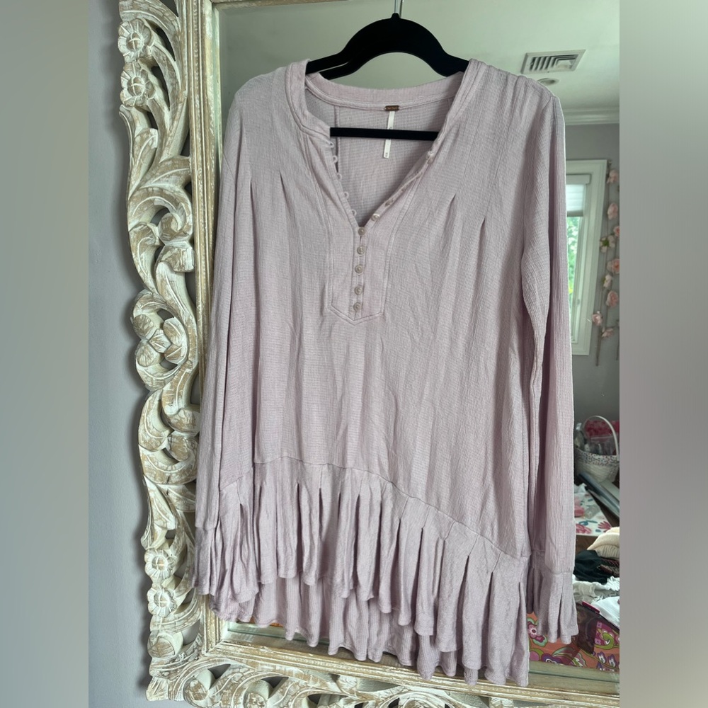 FREE PEOPLE FLOWY LONG BELL-SLEEVE